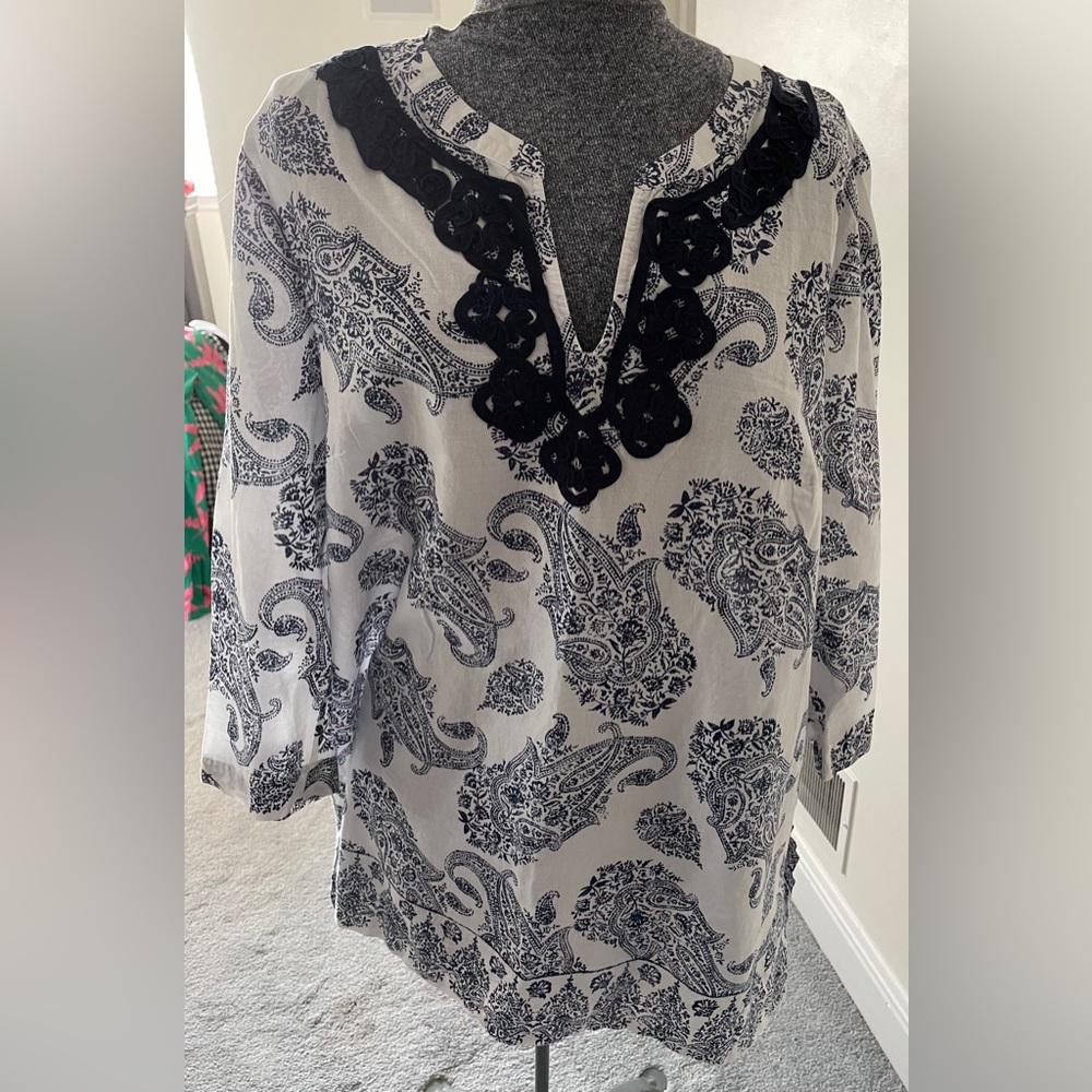 Liz Claiborne tunic.
